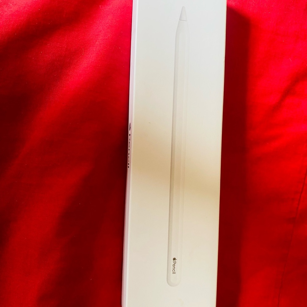 Apple Pencil in White